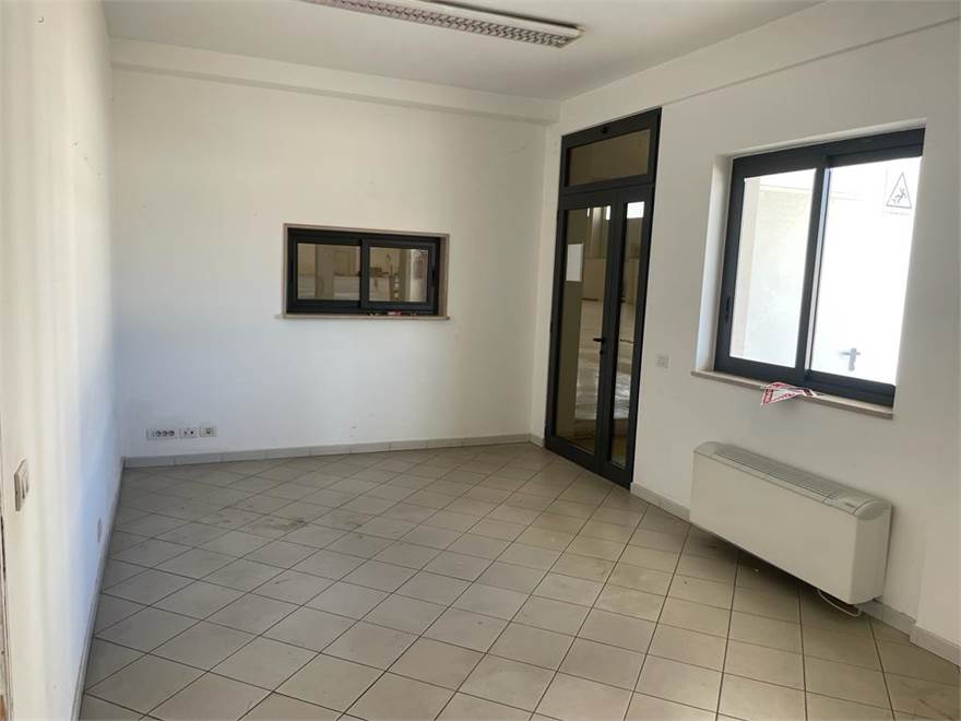Photo 46